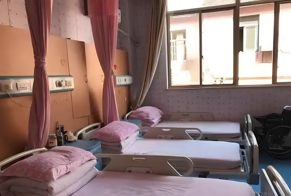 深户办理电话_电影《戏台》预测票房超3亿 小财许还会扫女或一下