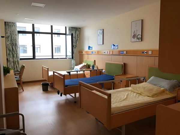深圳落户政策2025_官方：张外龙出任重庆铜梁龙主帅，目标本赛季率队冲超 讲会通过题宣、梁龙主帅
